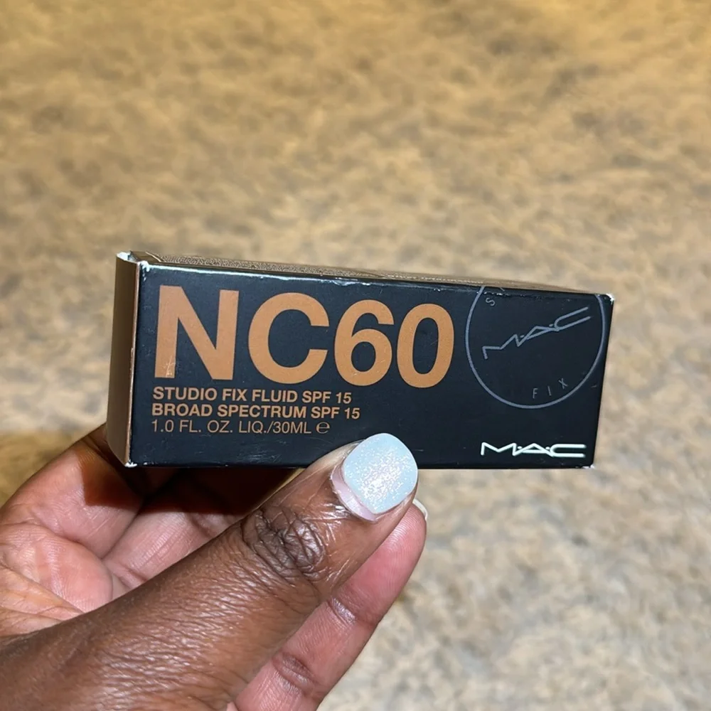 MAC Studio fix foundation